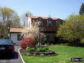 1097 Lavera Road Warminster, PA 18974 - Photo 1 of 5 Gallery Image 1