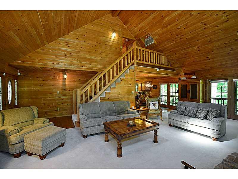 37 Nickolay Road Avella, PA 15312 - Photo 3 of 25 Great Room.