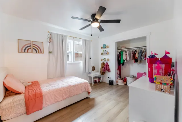 $328,888 | 5105 South Mobile Avenue, Chicago, IL 60638