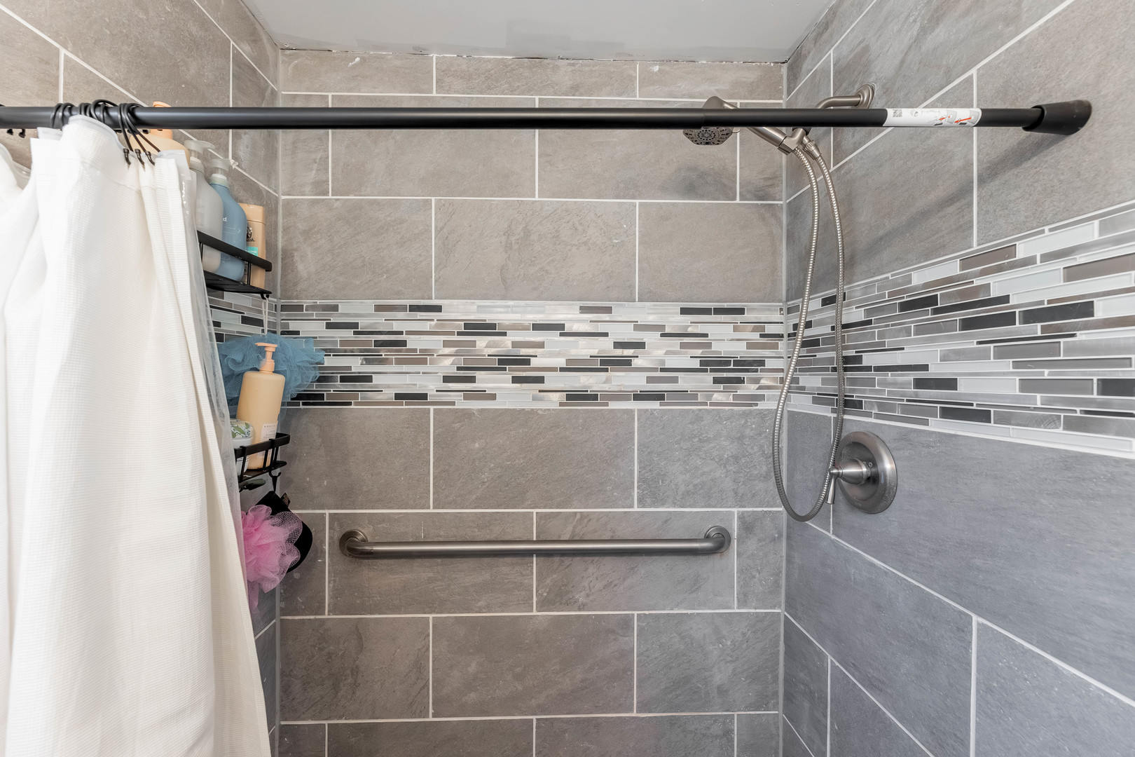 5105 South Mobile Avenue Chicago, IL 60638 - Photo 15 of 21