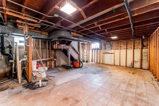 $328,888 | 5105 South Mobile Avenue, Chicago, IL 60638