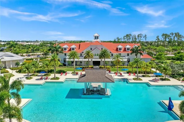 a view of yard and patio