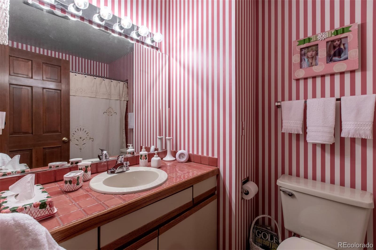 708 Ridgeside Drive Golden, CO 80401 - Photo 24 of 35 Gallery Image 24