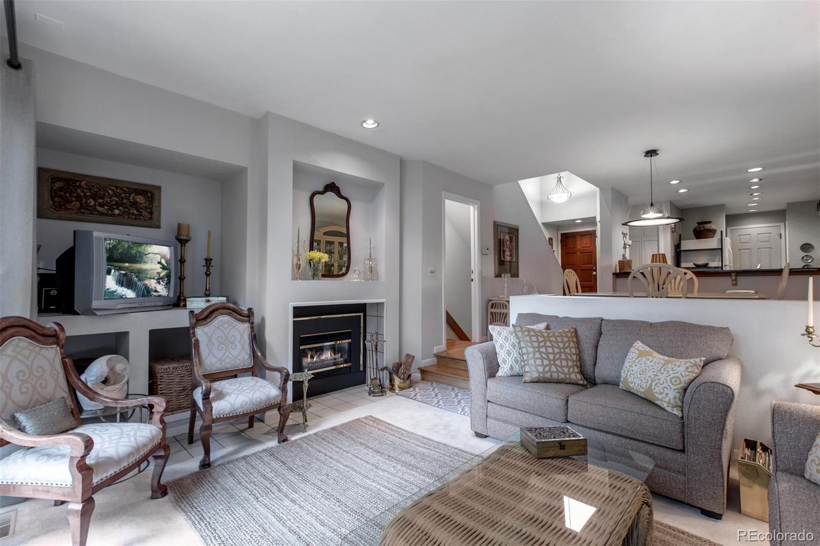 708 Ridgeside Drive Golden, CO 80401 - Photo 6 of 35 Gallery Image 6