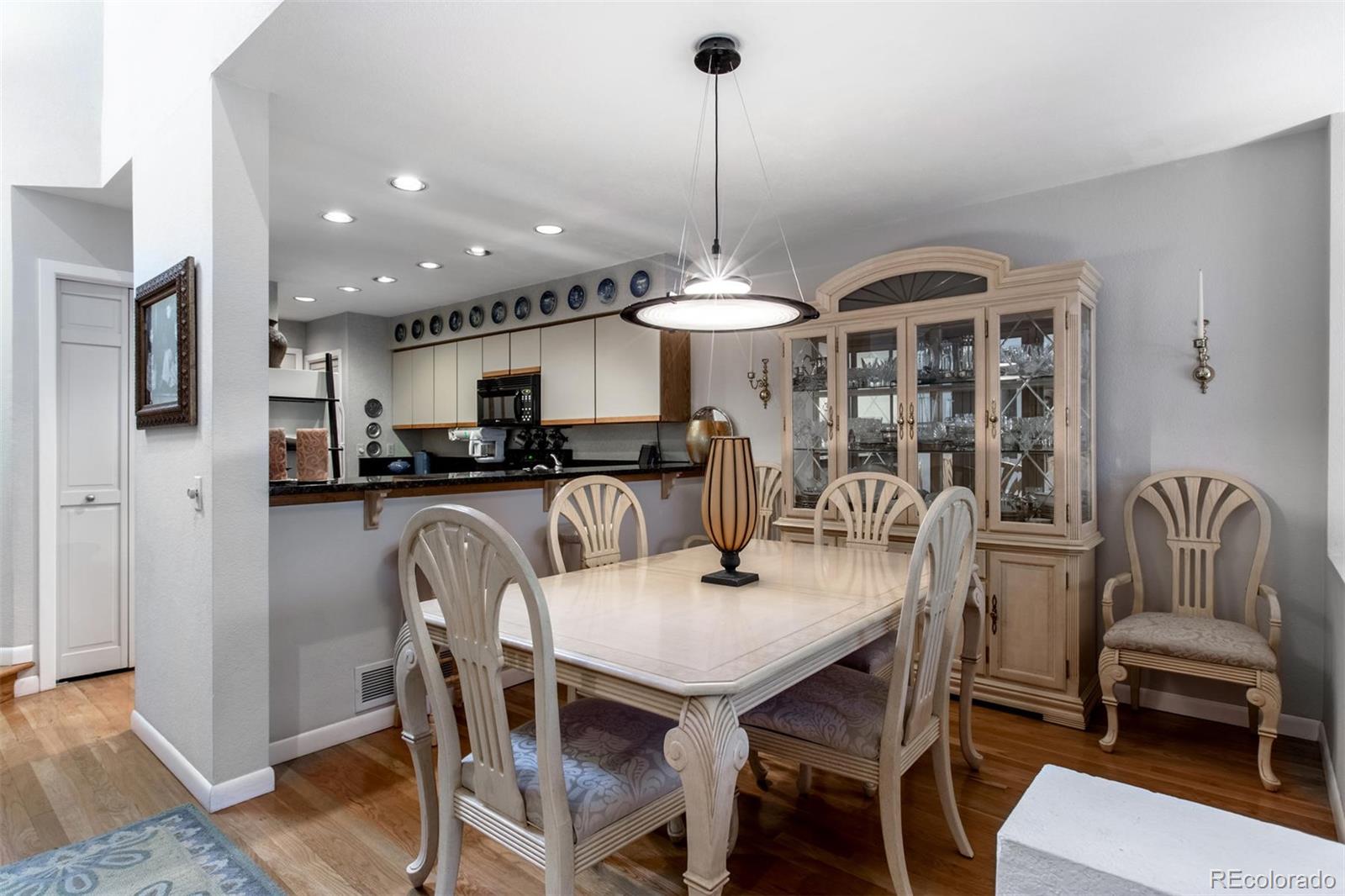 708 Ridgeside Drive Golden, CO 80401 - Photo 9 of 35 Gallery Image 9