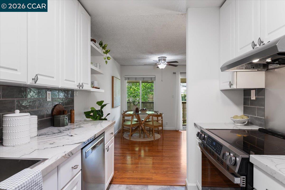 2716 Oak Road, Unit 95 Walnut Creek, CA 94597 - Photo 5 of 37
