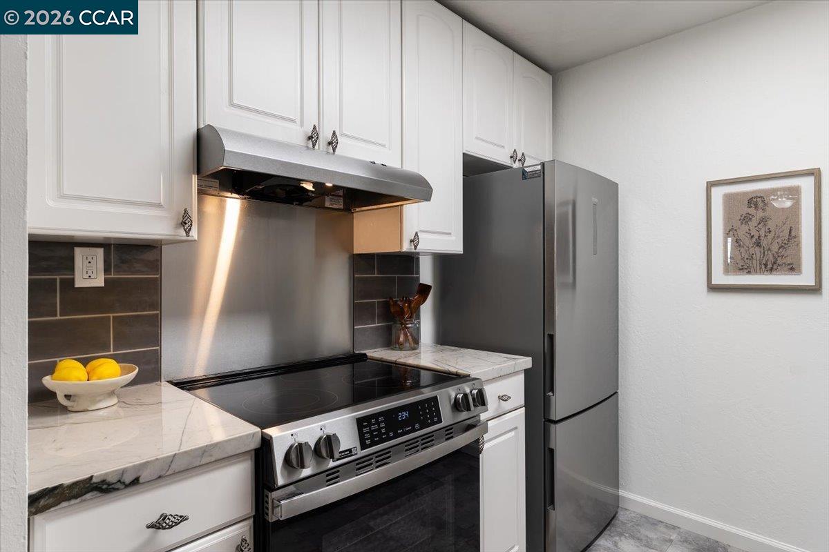 2716 Oak Road, Unit 95 Walnut Creek, CA 94597 - Photo 7 of 37