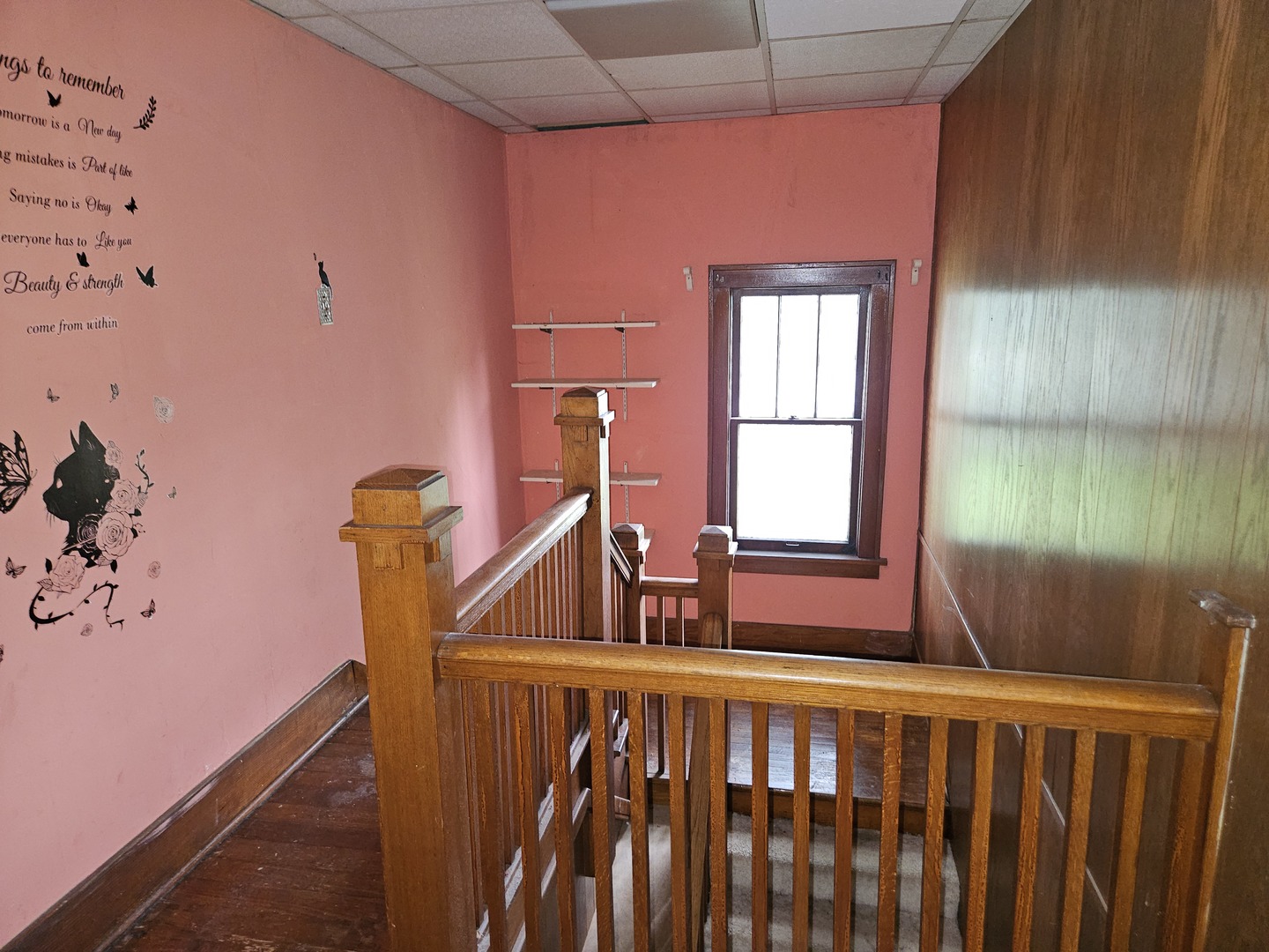 402 East 5th Street Flora, IL 62839 - Photo 22 of 29 a view of entryway with a window