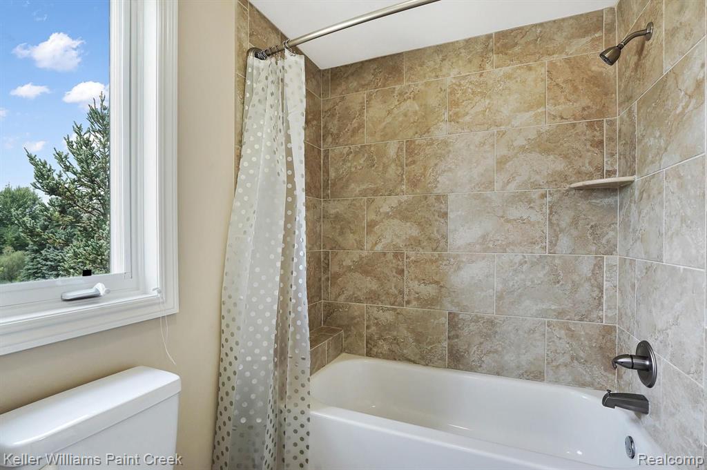 2870 South Addison Circle Rochester, MI 48306 - Photo 42 of 54