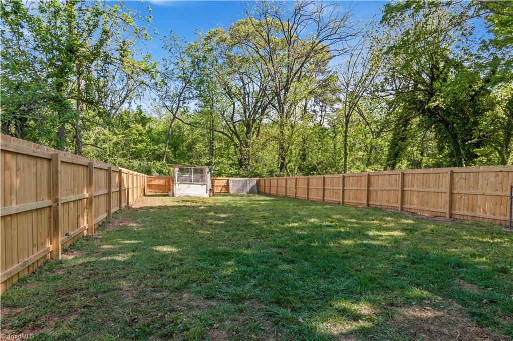 2307 East Green Drive High Point, NC 27260 - Photo 25 of 27