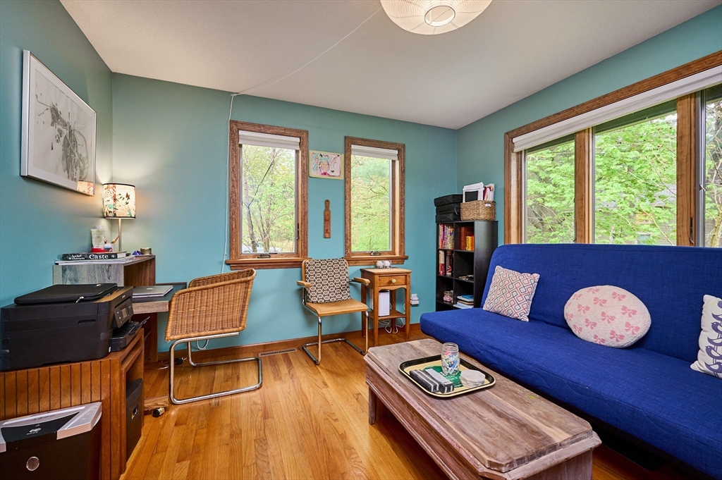 37 Harris Street Amherst, MA 01002 - Photo 16 of 40