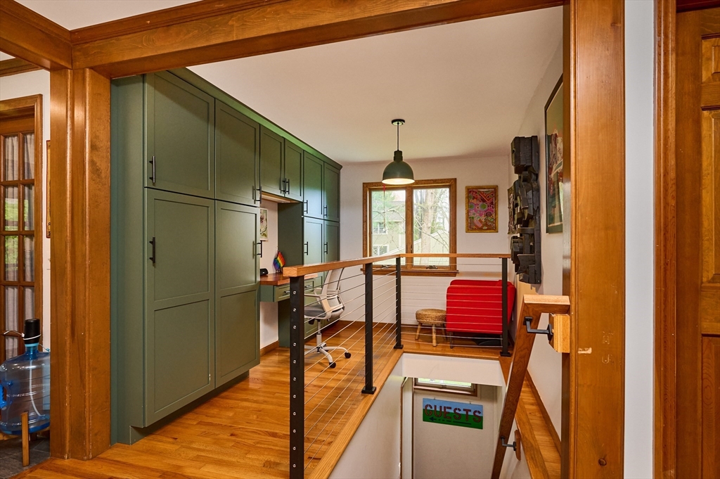 37 Harris Street Amherst, MA 01002 - Photo 17 of 40