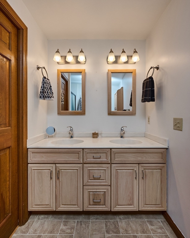 37 Harris Street Amherst, MA 01002 - Photo 21 of 40