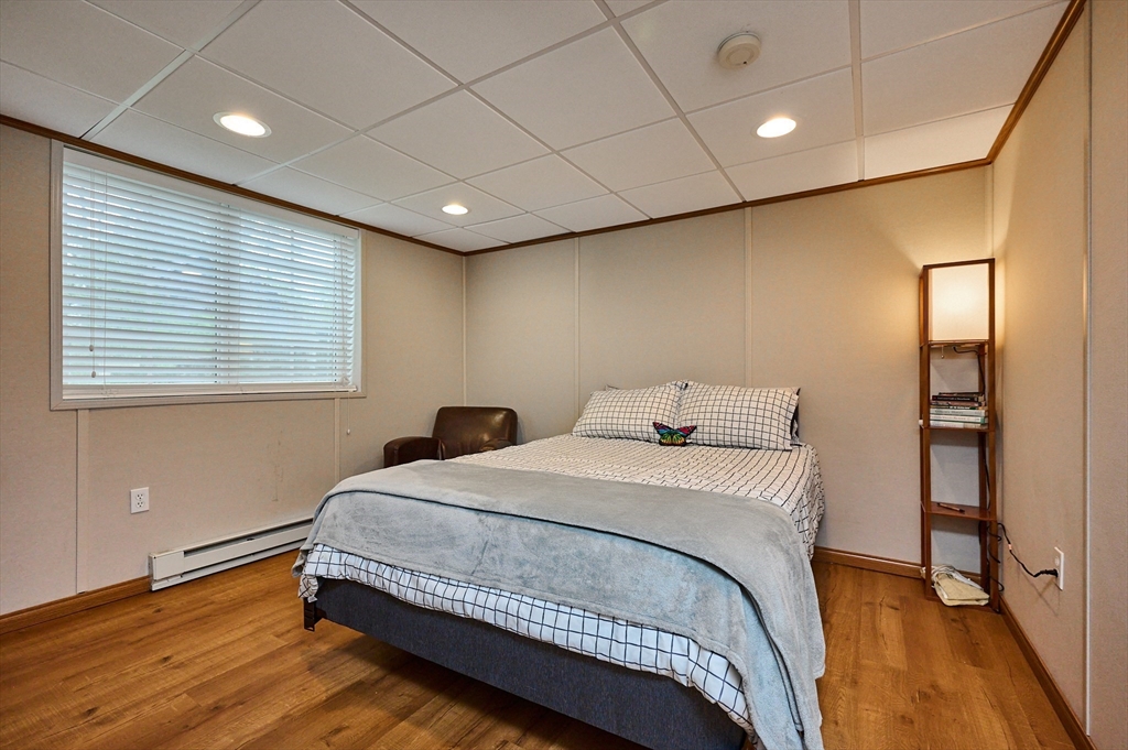 37 Harris Street Amherst, MA 01002 - Photo 27 of 40