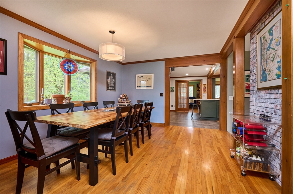 37 Harris Street Amherst, MA 01002 - Photo 7 of 40