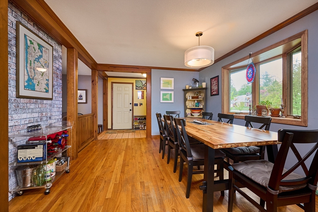 37 Harris Street Amherst, MA 01002 - Photo 8 of 40