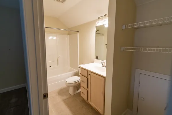 $269,900 | 217 Hillcrest Drive, Clarksville, TN 37043