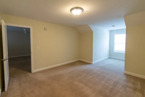 $269,900 | 217 Hillcrest Drive, Clarksville, TN 37043