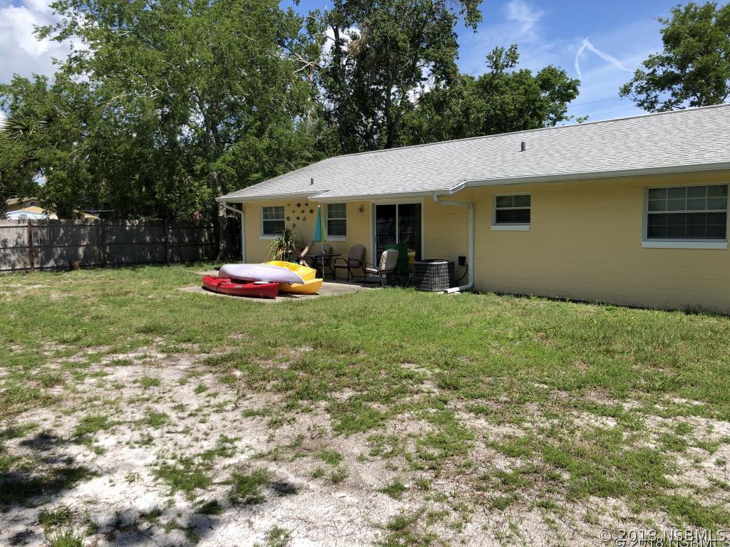 502 Eaton Road Edgewater, FL 32132 - Photo 3 of 13 Gallery Image 3