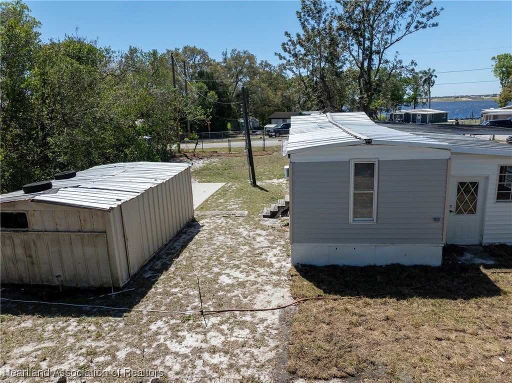 1961 Shore Road Avon Park, FL 33825 - Photo 9 of 37 Gallery Image 9