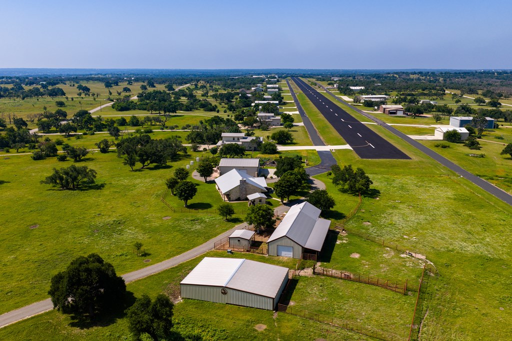 2377 Aviation Loop Fredericksburg, TX 78624 - Photo 2 of 76