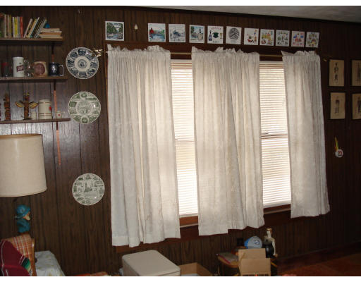 173 Pelham Road Amherst, MA 01002 - Photo 12 of 21