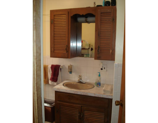 173 Pelham Road Amherst, MA 01002 - Photo 14 of 21