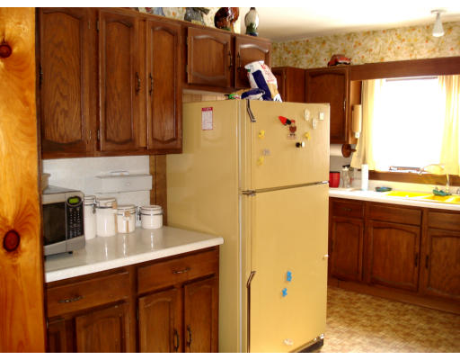 173 Pelham Road Amherst, MA 01002 - Photo 18 of 21