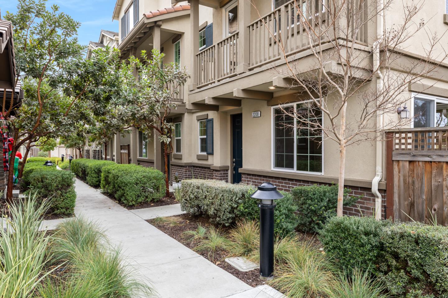 2208 Rosenblatt Street Hayward, CA 94544 - Photo 3 of 32 a front view of a building