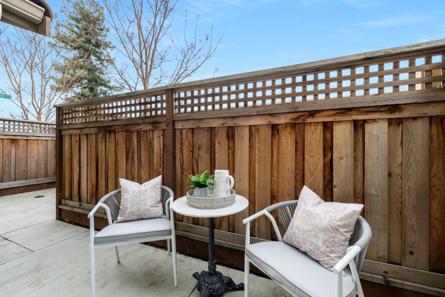 2208 Rosenblatt Street Hayward, CA 94544 - Photo 5 of 32 a balcony with table and chairs