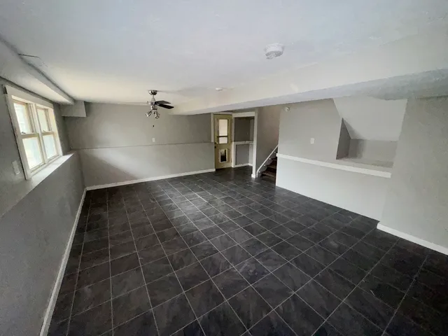 a view of utility room