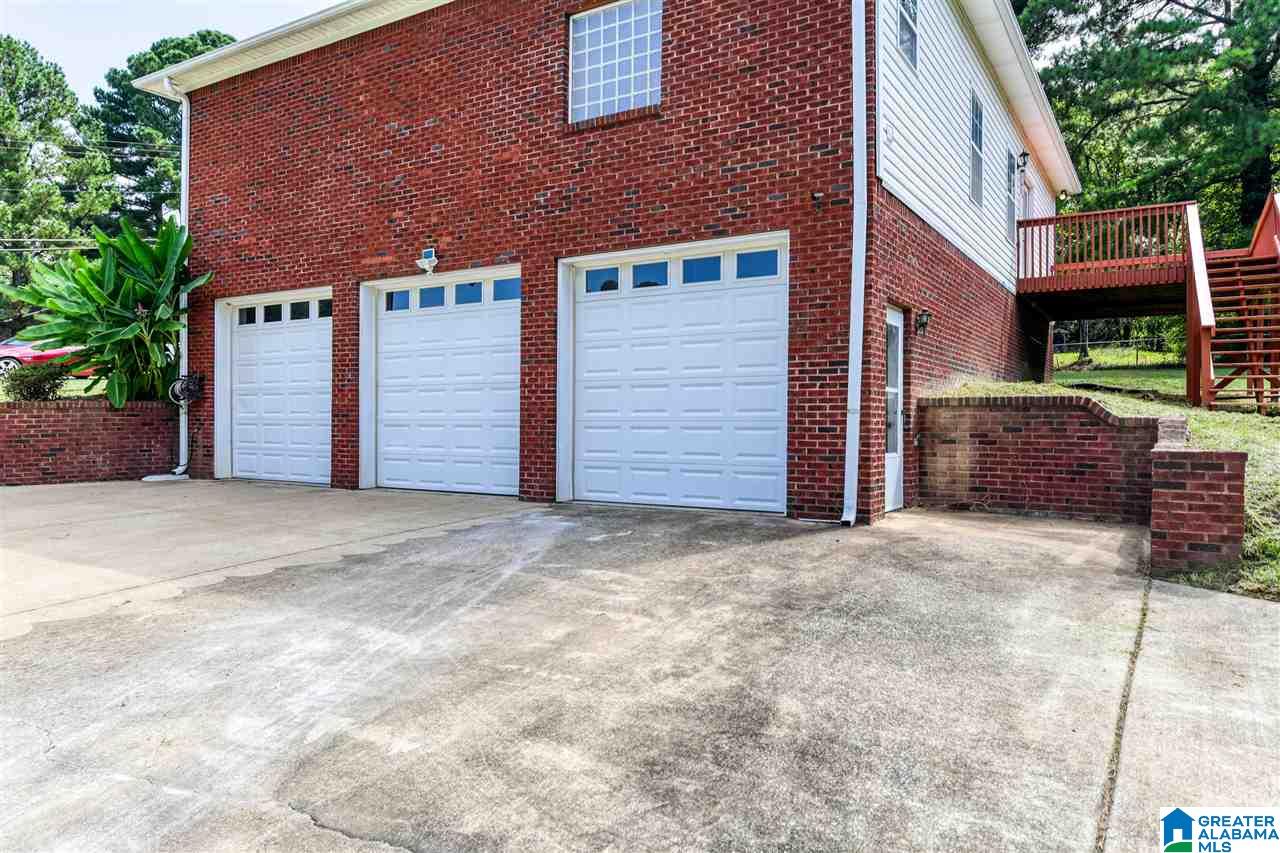 321 9th Street Pleasant Grove, AL 35127 - Photo 2 of 46