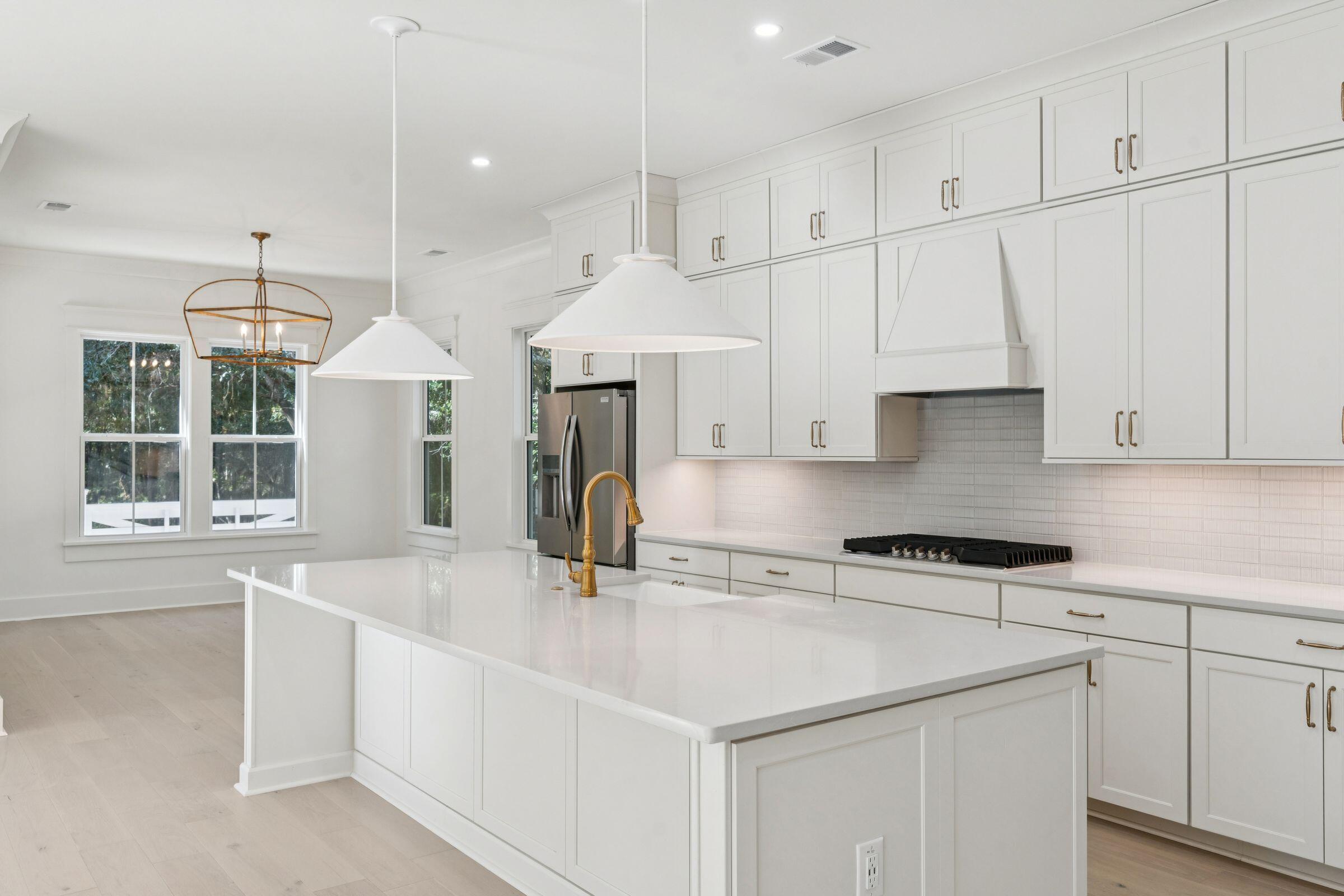 1127 Hamlin Road Mount Pleasant, SC 29466 - Photo 13 of 81