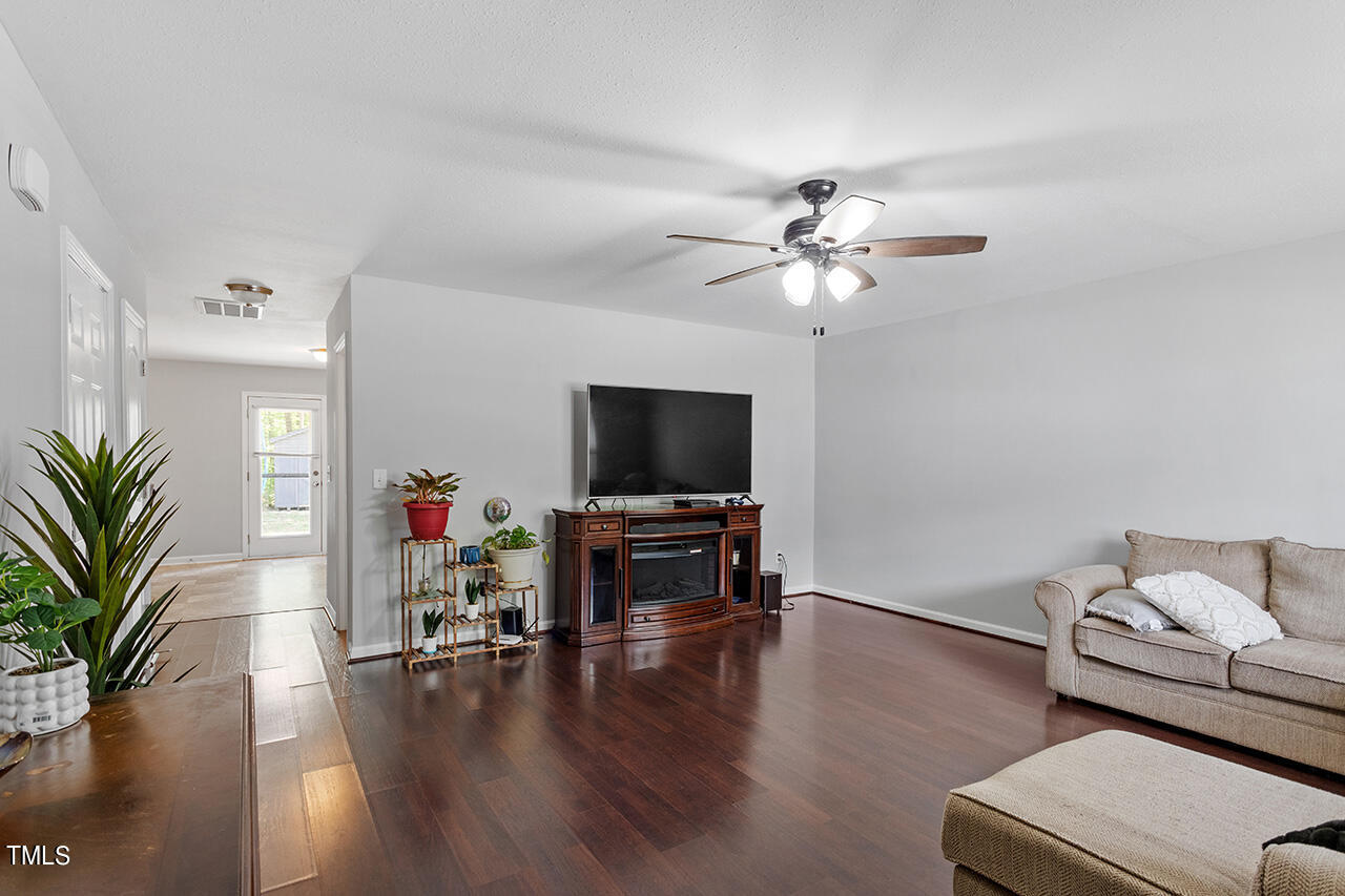 1919 Ridge Brook Lane Raleigh, NC 27610 - Photo 4 of 36 1919 Ridge Brook Lane_08