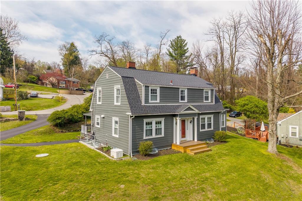 705 Walnut Street Crescent, PA 15046 - Photo 2 of 41