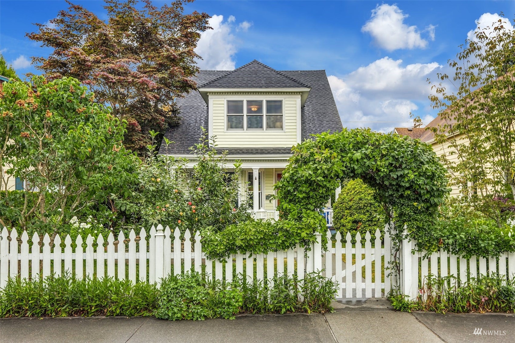 1912 Rucker Avenue Everett, WA 98201 - Photo 1 of 38