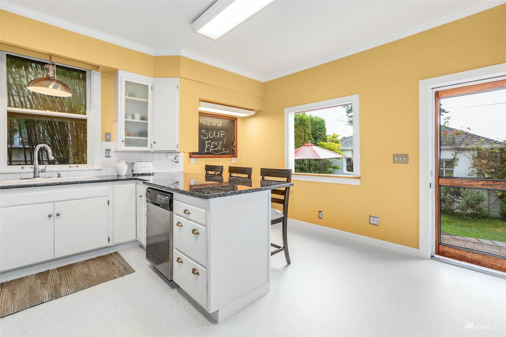 1912 Rucker Avenue Everett, WA 98201 - Photo 19 of 38