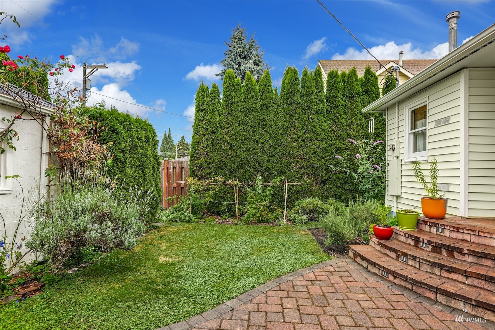 1912 Rucker Avenue Everett, WA 98201 - Photo 35 of 38