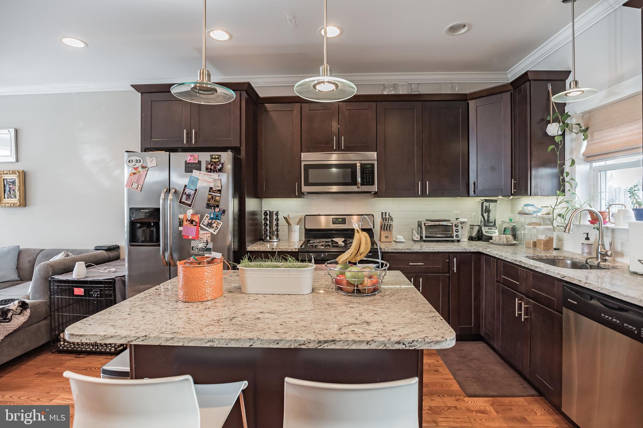 425 Mercy Street Philadelphia, PA 19148 - Photo 12 of 38 Kitchen island