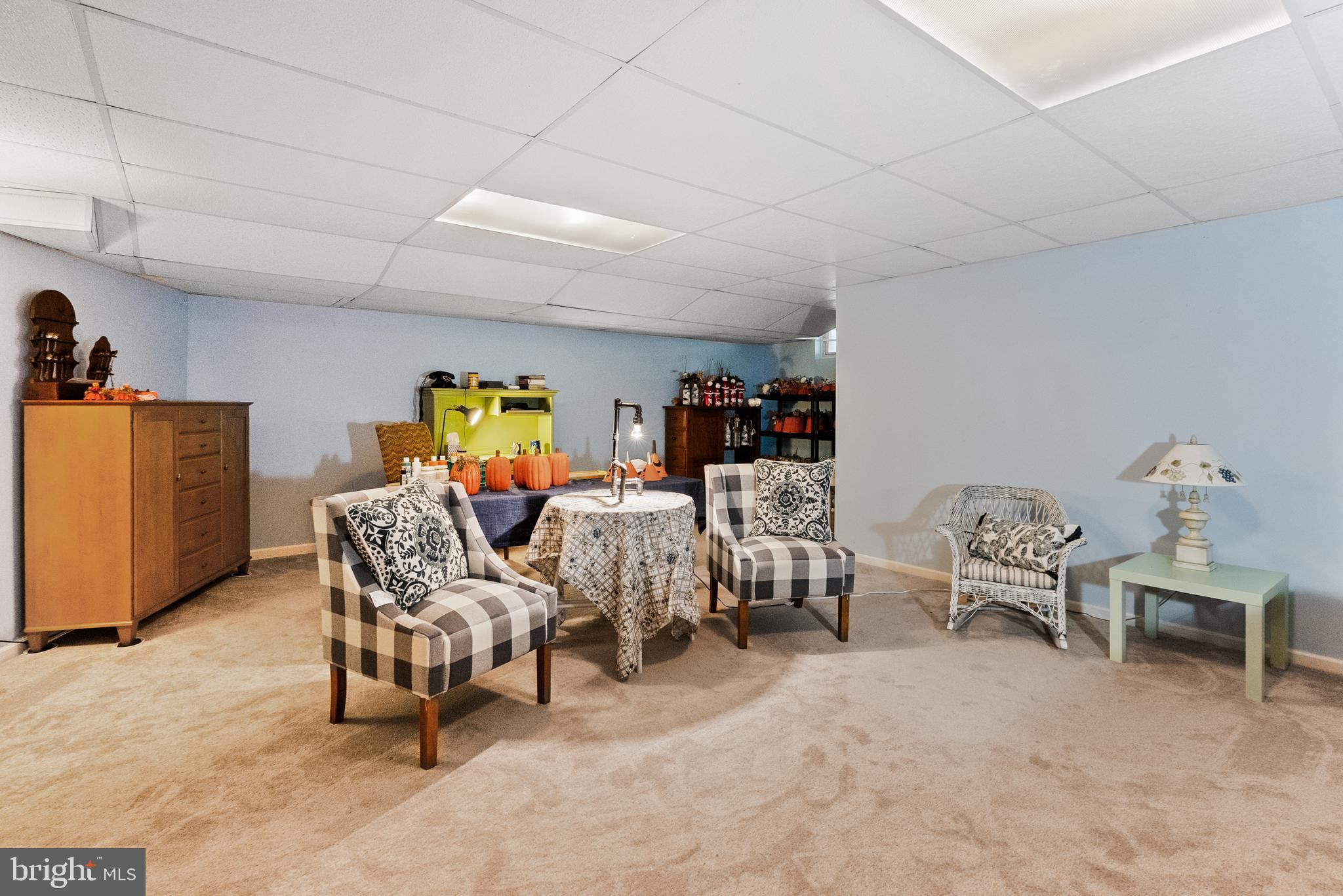 5 Chadwick Circle Eagleville, PA 19403 - Photo 23 of 32 a living room with furniture and white walls