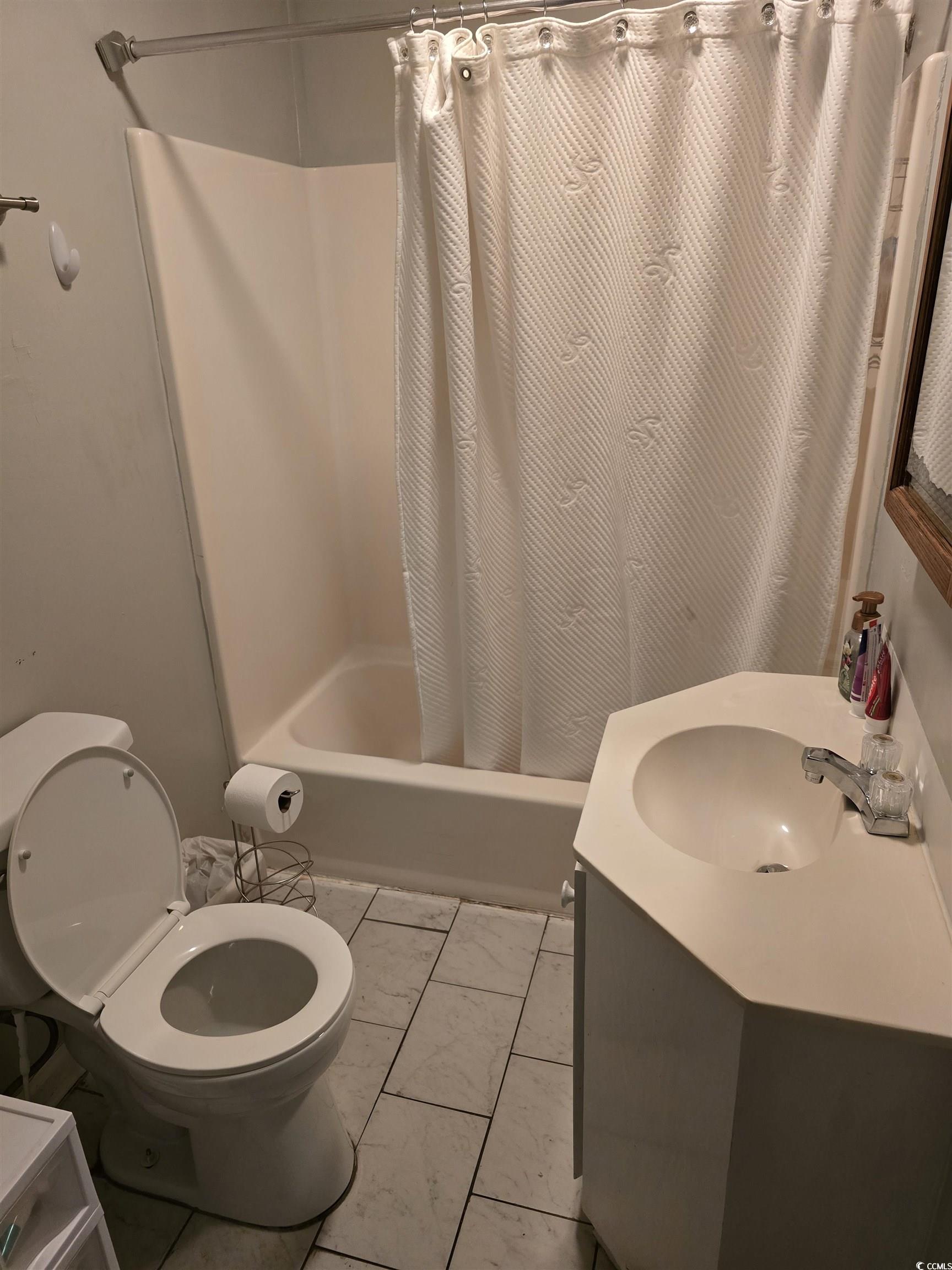 73 Porter Road Georgetown, SC 29440 - Photo 18 of 24 3rd Bathroom
