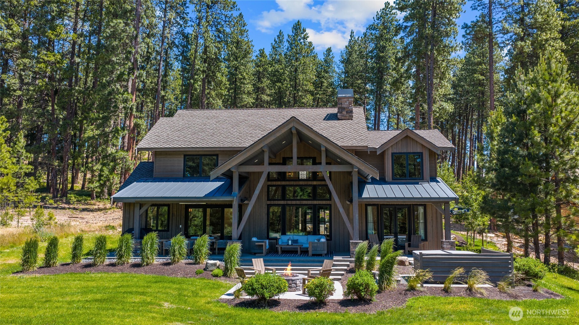 681 Steam Gin Loop Cle Elum, WA 98922 - Photo 1 of 38