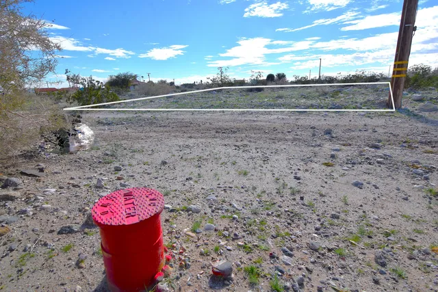 $13,500 | 1572 Arctic Avenue, Thermal, CA 92274