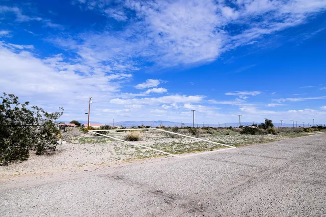 $13,500 | 1572 Arctic Avenue, Thermal, CA 92274