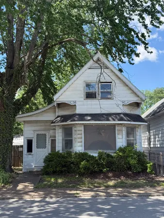 304 North Tekoppel Avenue, Evansville, IN 47712