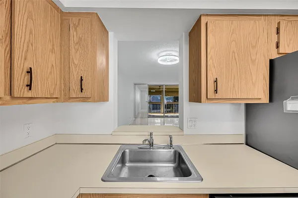 $1,700 | 14773 Cumberland Drive, Unit 404D, Delray Beach, FL 33446