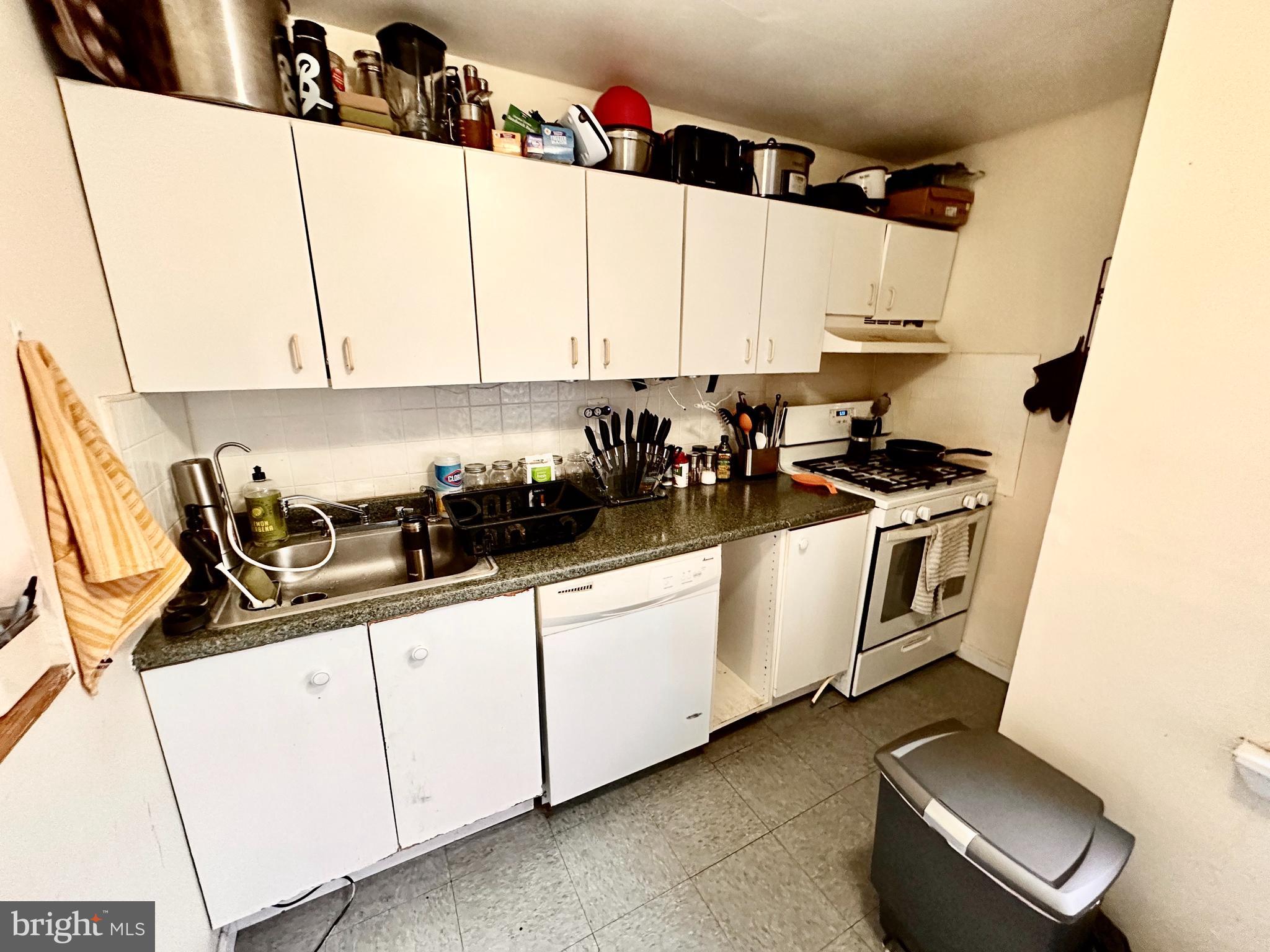 3337 Conrad Street Philadelphia, PA 19129 - Photo 6 of 11