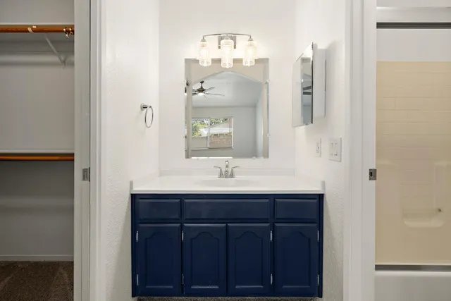 $289,900 | 7313 Sunshire Lane, Sacramento, CA 95828