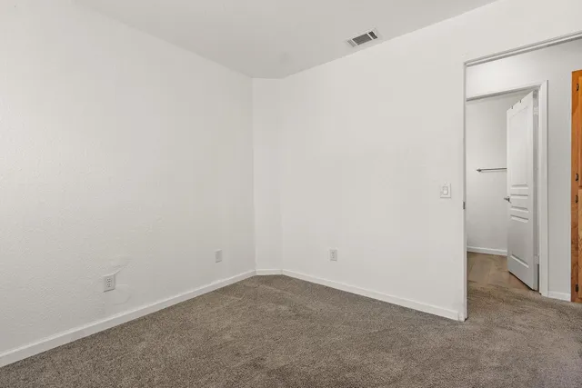 $289,900 | 7313 Sunshire Lane, Sacramento, CA 95828