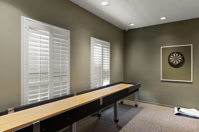 $289,900 | 7313 Sunshire Lane, Sacramento, CA 95828